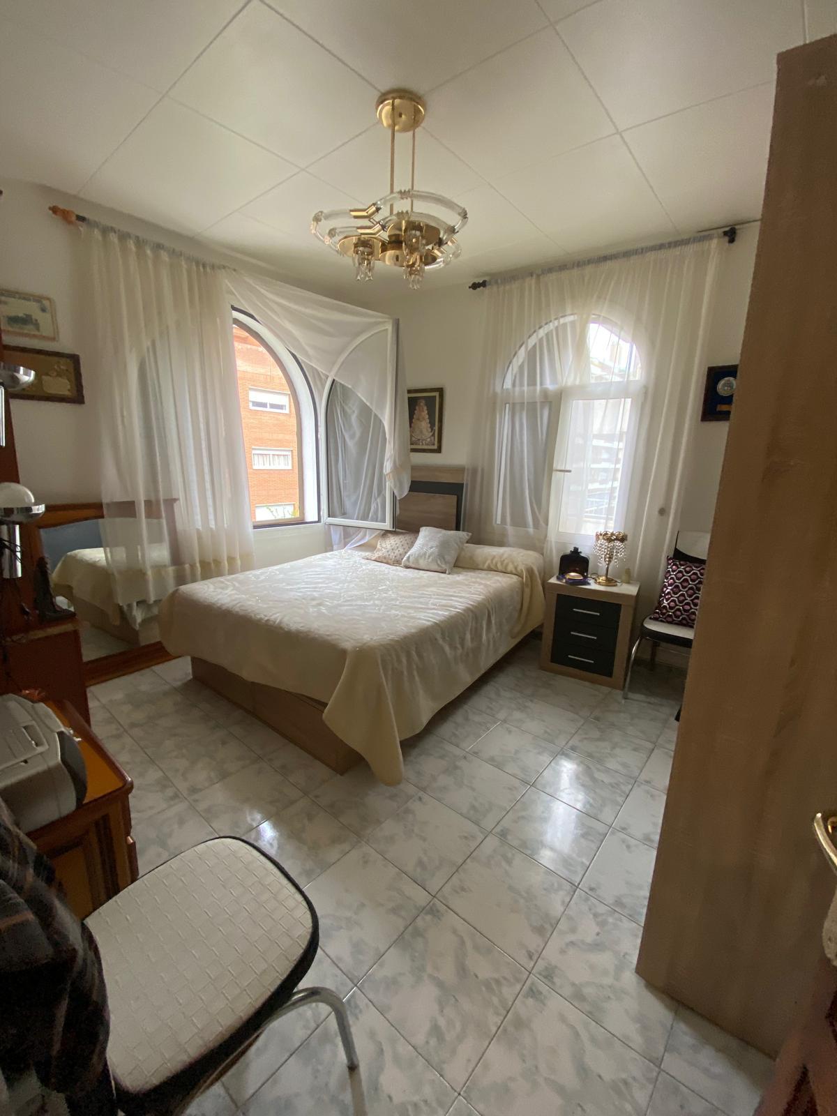 Imagen 8 Piso en venta en Girona / Pis de 105 m² amb traster al carrer de la Creu - Girona