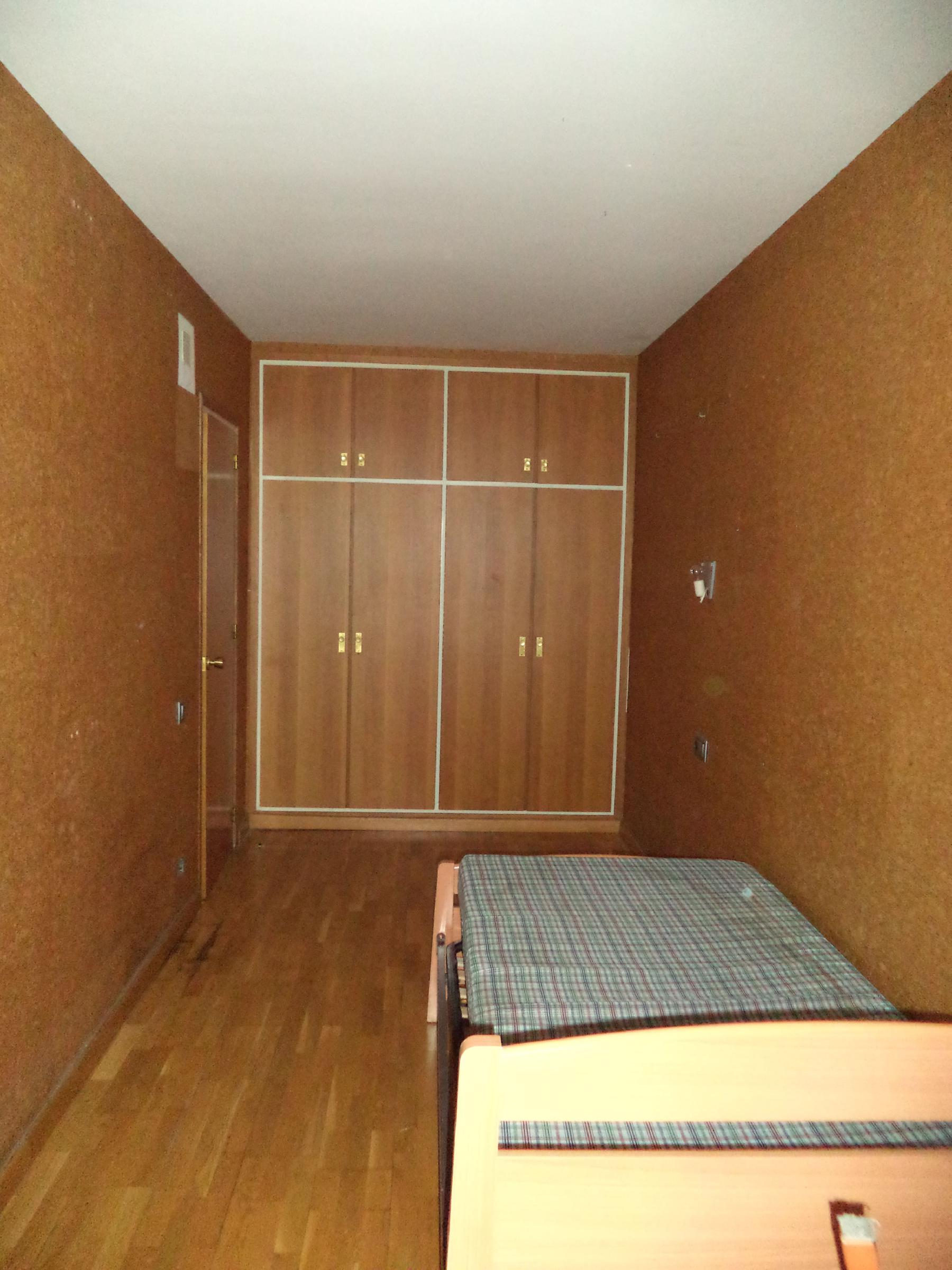 Imagen 9 Piso en venta en Girona /  Pis de 109 m² al costat de l´Institut Sobreques.