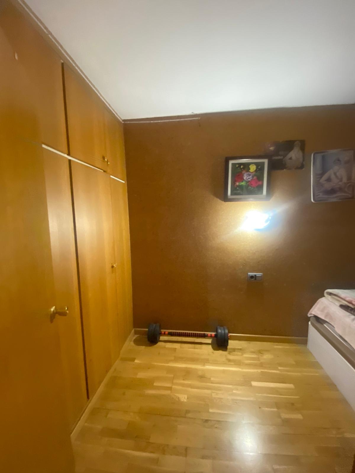 Imagen 24 Piso en venta en Girona /  Pis de 109 m² al costat de l´Institut Sobreques.