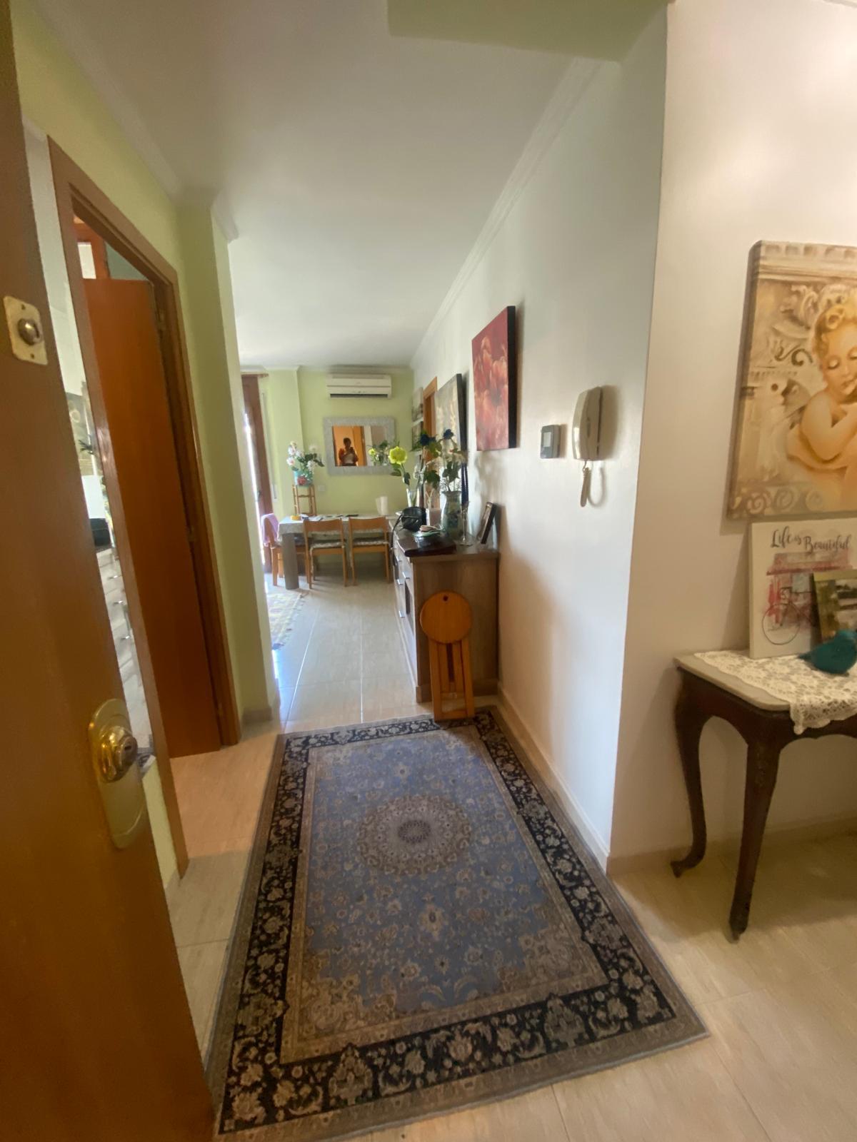 Imagen 4 Dúplex en venta en Girona / Dúplex de 96m2 al costat del Corte Ingles de Girona.