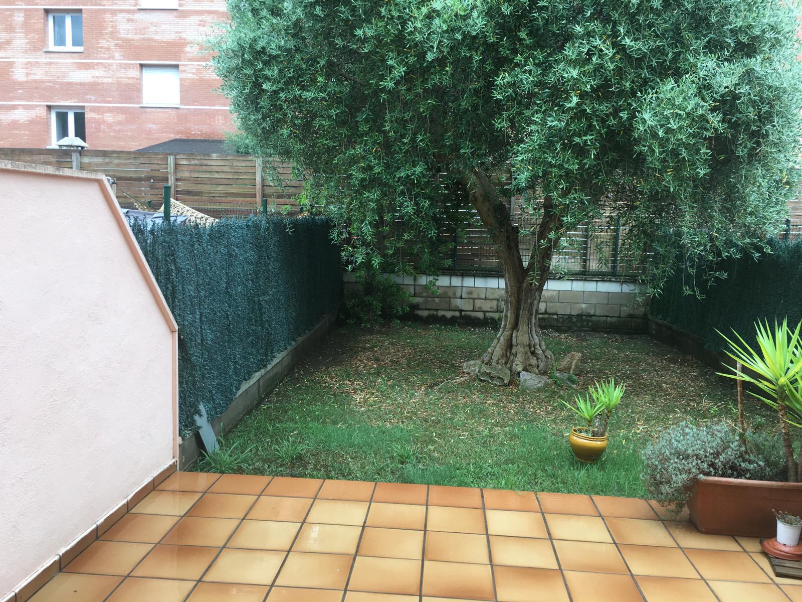 Imagen 3 Casa Adosada en venta en Girona / Chalet adosado de 265m2 al lado de Euses