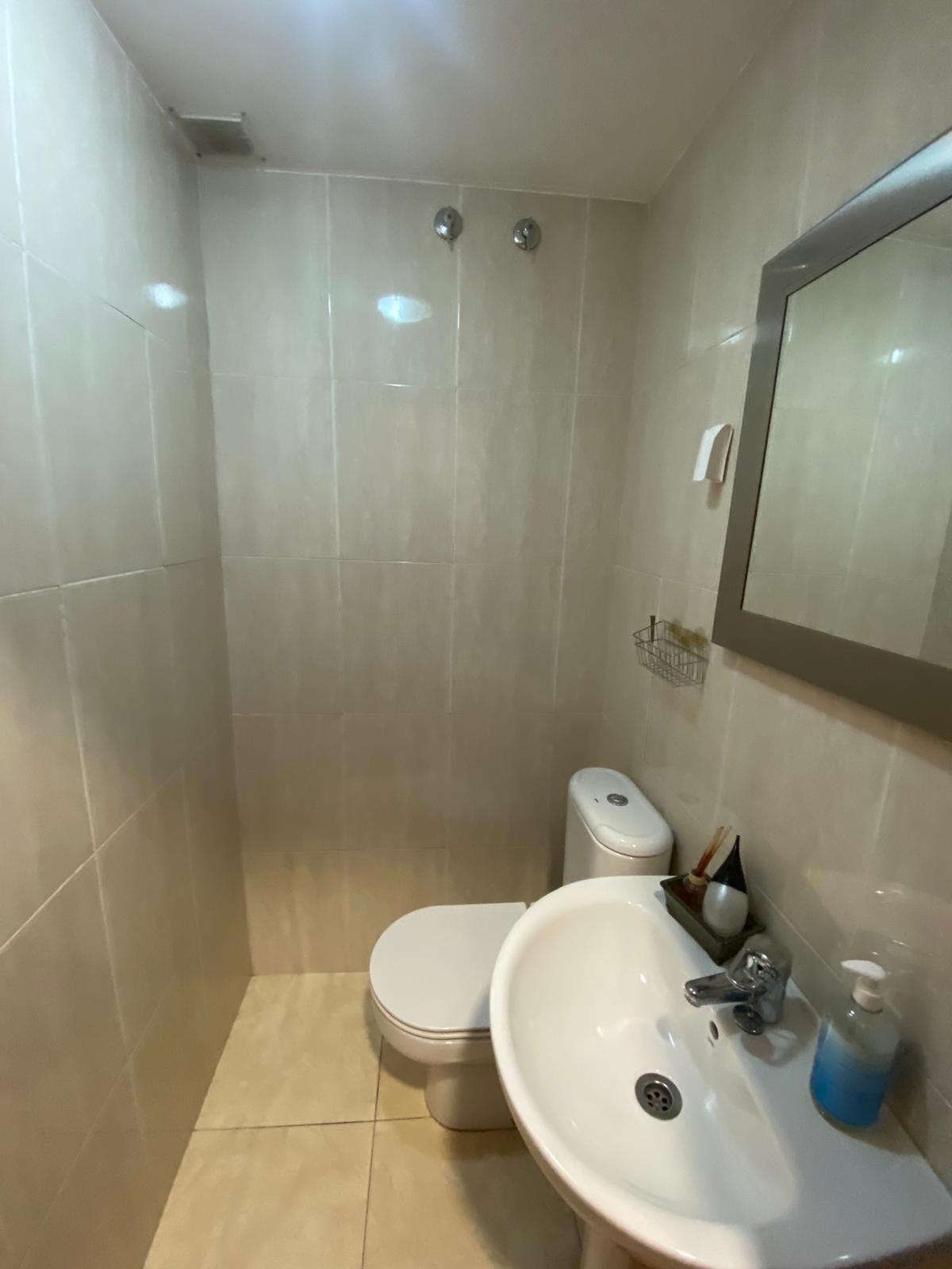 Imagen 18 Casa Adosada en venta en Girona / Chalet adosado de 265m2 al lado de Euses