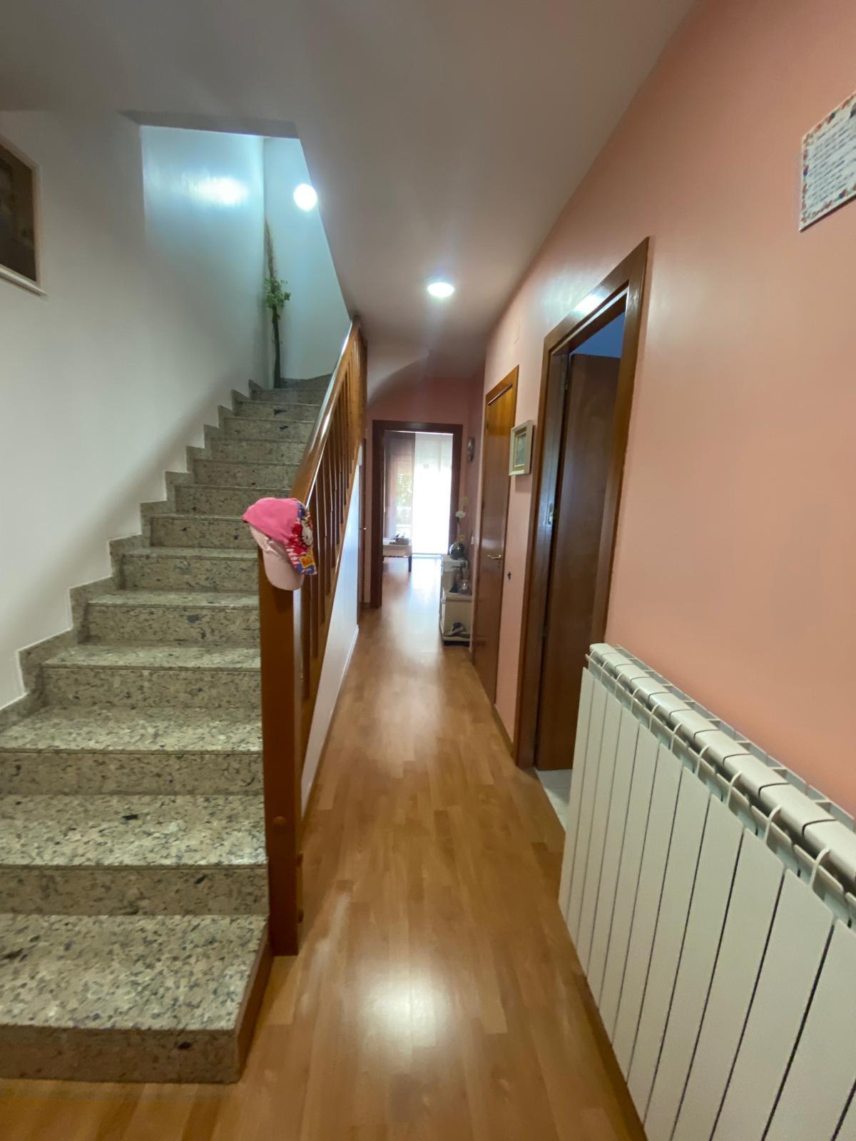 Imagen 14 Casa Adosada en venta en Girona / Chalet adosado de 265m2 al lado de Euses