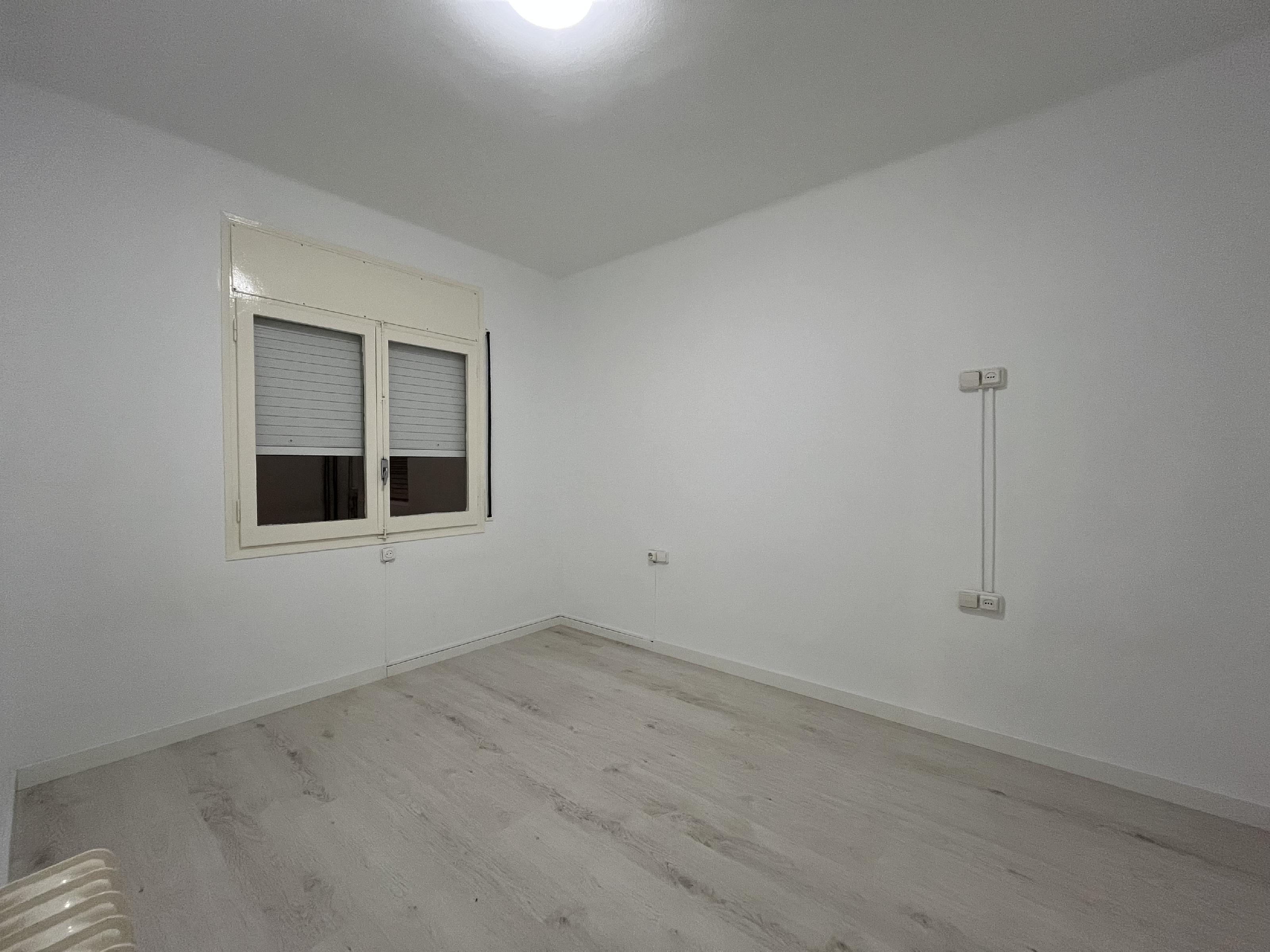 Imagen 21 Piso en venta en Girona / Pis de 105m2 al costat del Masmitjà. Amb parking.