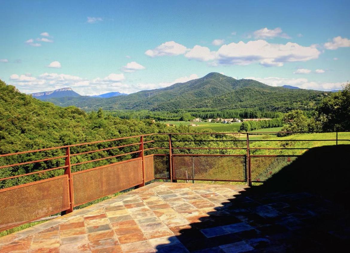 Imagen 1 Casa Aislada en venta en Bescanó / Casa d´alt standing de 450m2 en terreny 40.000m2