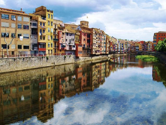 Imagen 1 Inmueble 299280 - Piso en venta en Girona / Pis de 88m2 al costat de l´Escola Montfalgars de Girona