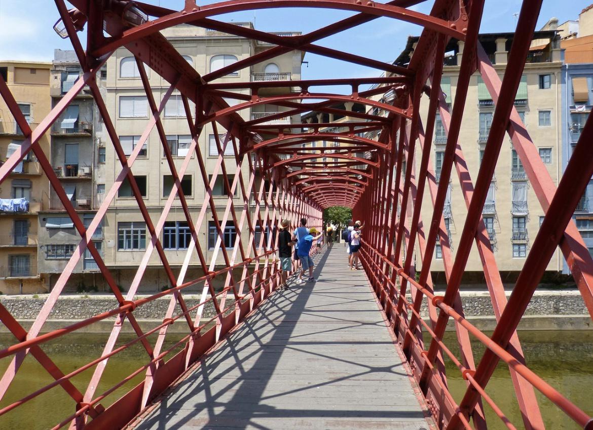 Imagen 3 Piso en venta en Girona / Pis de 88m2 al costat de l´Escola Montfalgars de Girona