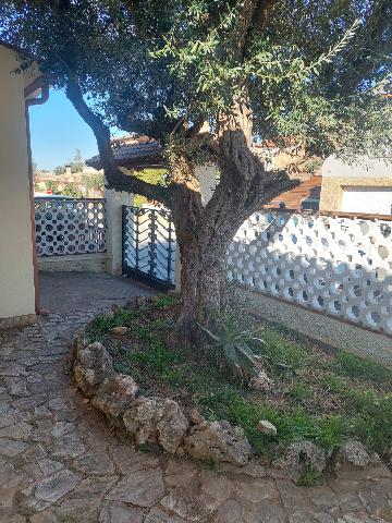 Imagen 8 Inmueble 300059 - Casa Aislada en venta en Bisbal D´empordà (La) / Casa independent de 188 m2 a La Bisbal D´...