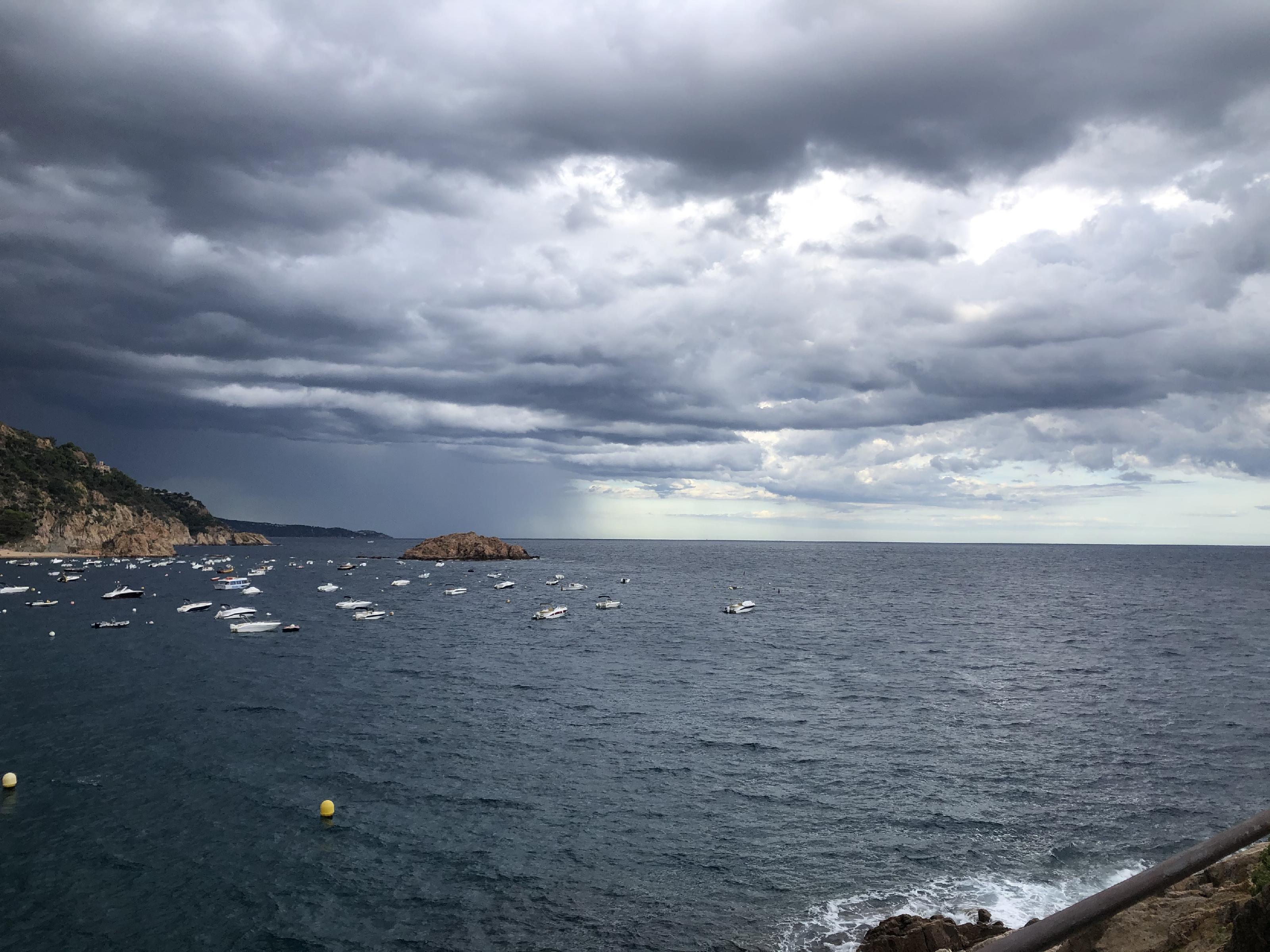 Imagen 1 Apto. Playa en venta en Tossa De Mar / Pis de 40m2 a l´Urb. Santa Mª de Llorell