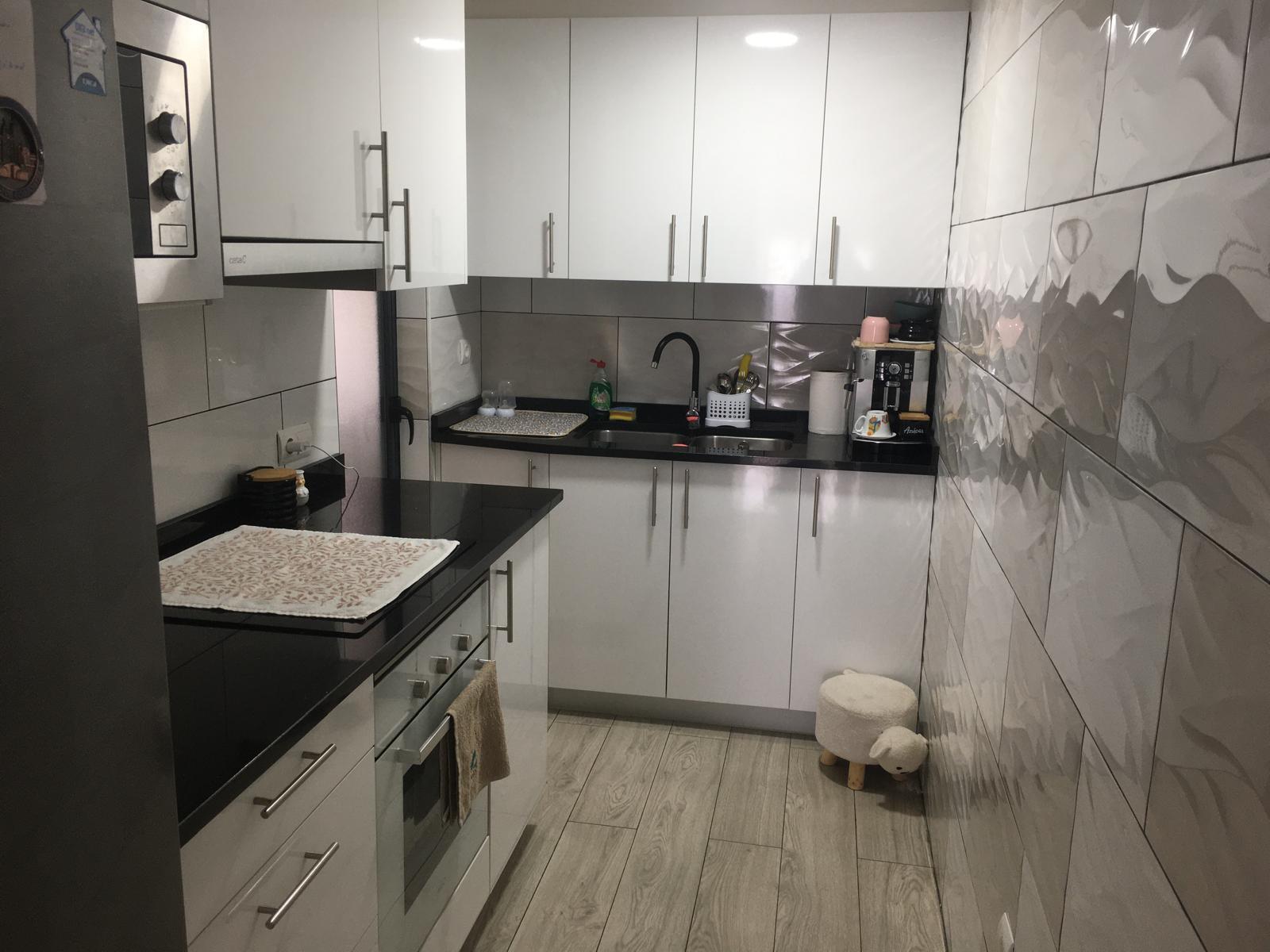 Imagen 7 Piso en venta en Salt / Fantàstic pis de 90m2 al costat de l´Eram de Salt