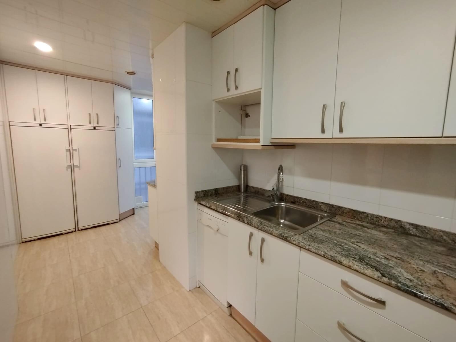 Imagen 12 Piso en venta en Hospitalet De Llobregat L´ / Junto Ciutat  Justicia - Centro Comercial ...