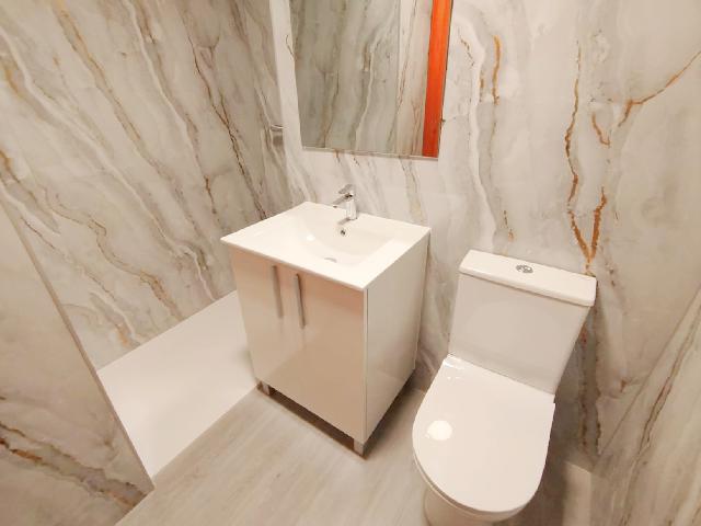 Imagen 5 Inmueble 216897 - Piso en venta en Hospitalet De Llobregat (L´) / Junto Ciutat  Justicia - Centro Comercial ...