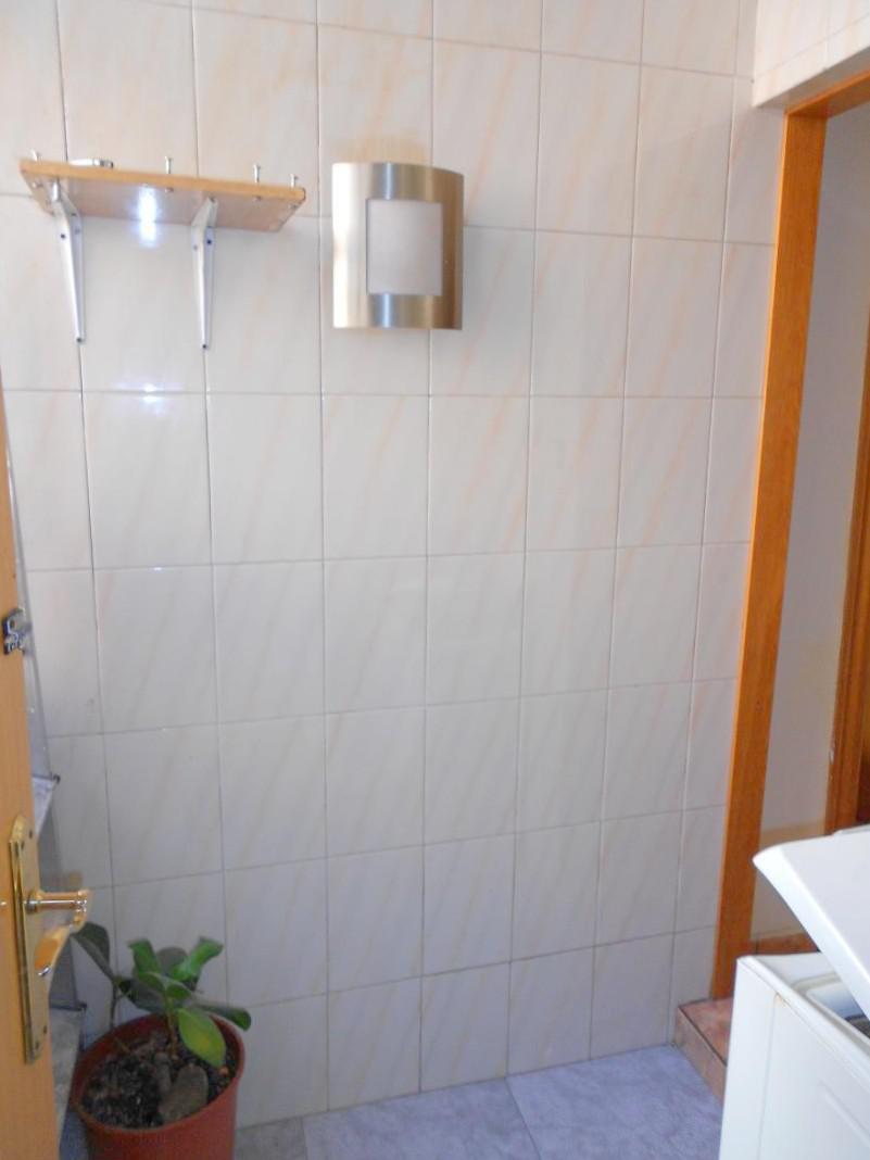 Imagen 15 Piso en venta en Hospitalet De Llobregat L´ / Junto Avda. torrente Gornal