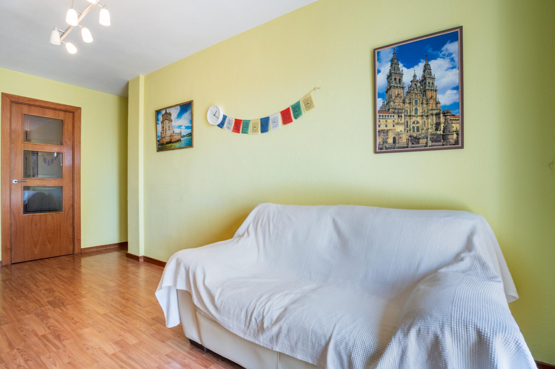 Imagen 23 Piso en venta en Hospitalet De Llobregat L´ / Junto metro L1 Can Serra