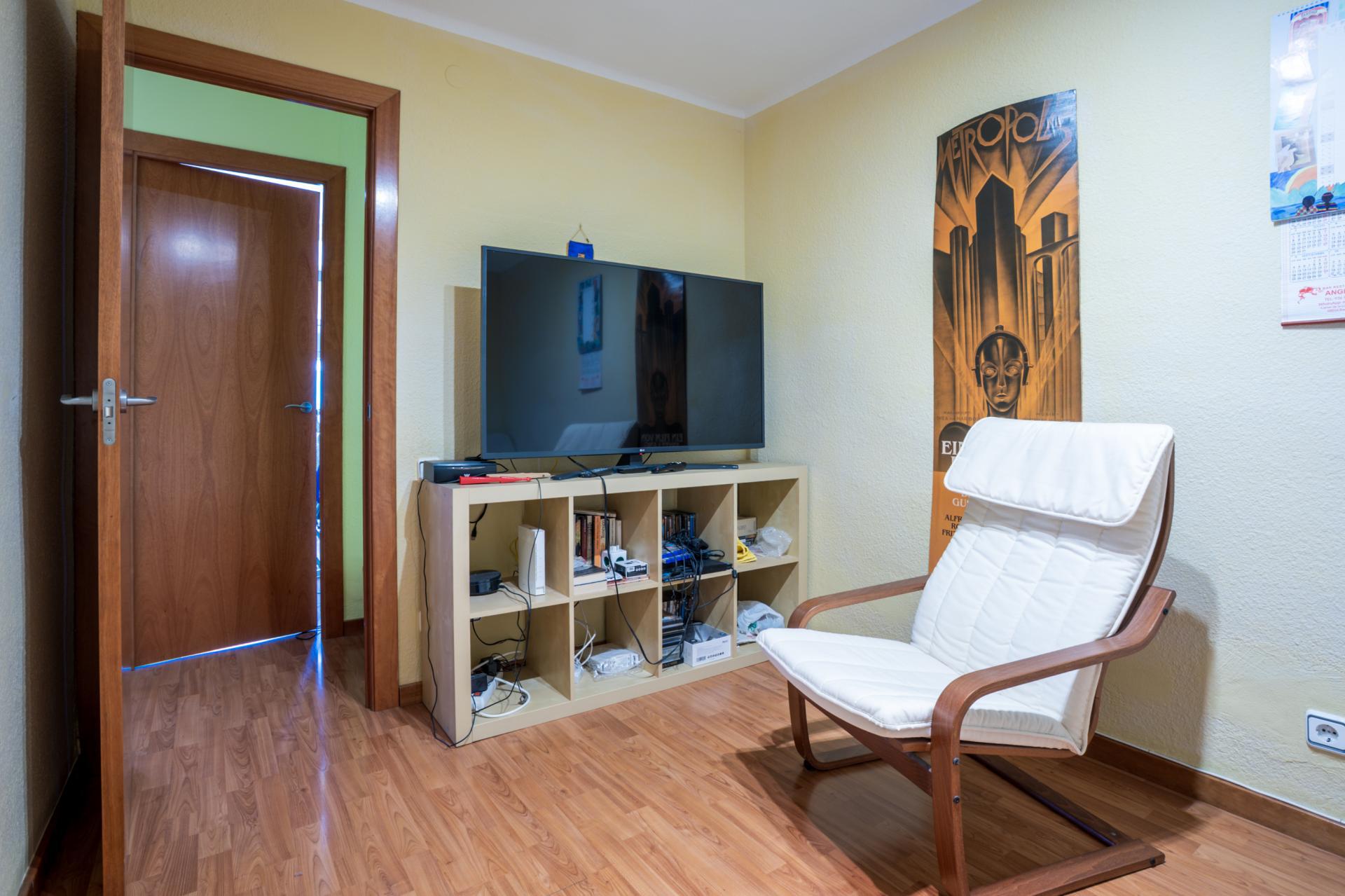 Imagen 20 Piso en venta en Hospitalet De Llobregat L´ / Junto metro L1 Can Serra