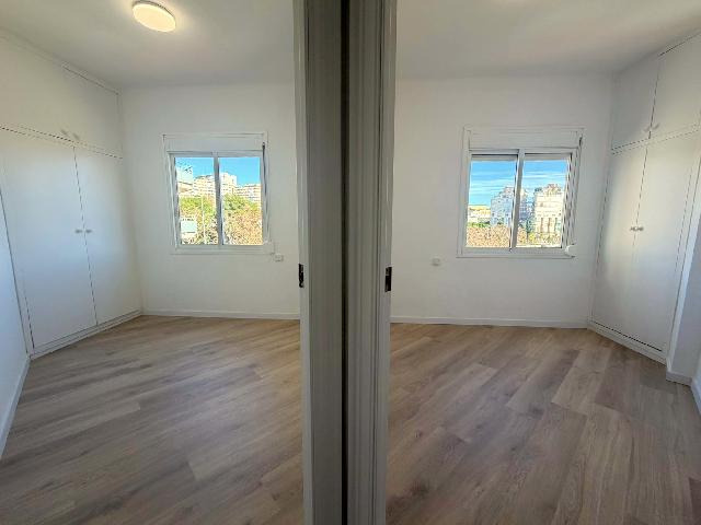 Imagen 21 Inmueble 300350 - Piso en venta en Hospitalet De Llobregat (L´) / Junto Rambla Just Oliveras