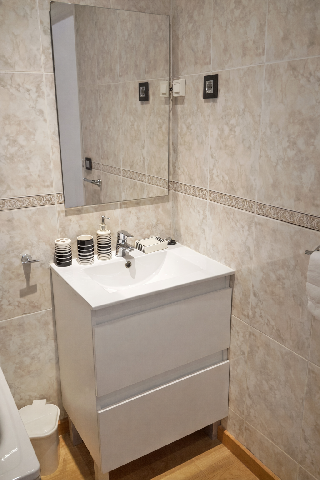 Imagen 4 Inmueble 300664 - Piso en venta en Hospitalet De Llobregat (L´) / Junto Calle Aprestadora