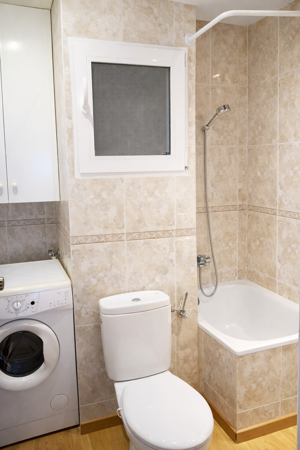 Imagen 5 Piso en venta en Hospitalet De Llobregat L´ / Junto Calle Aprestadora