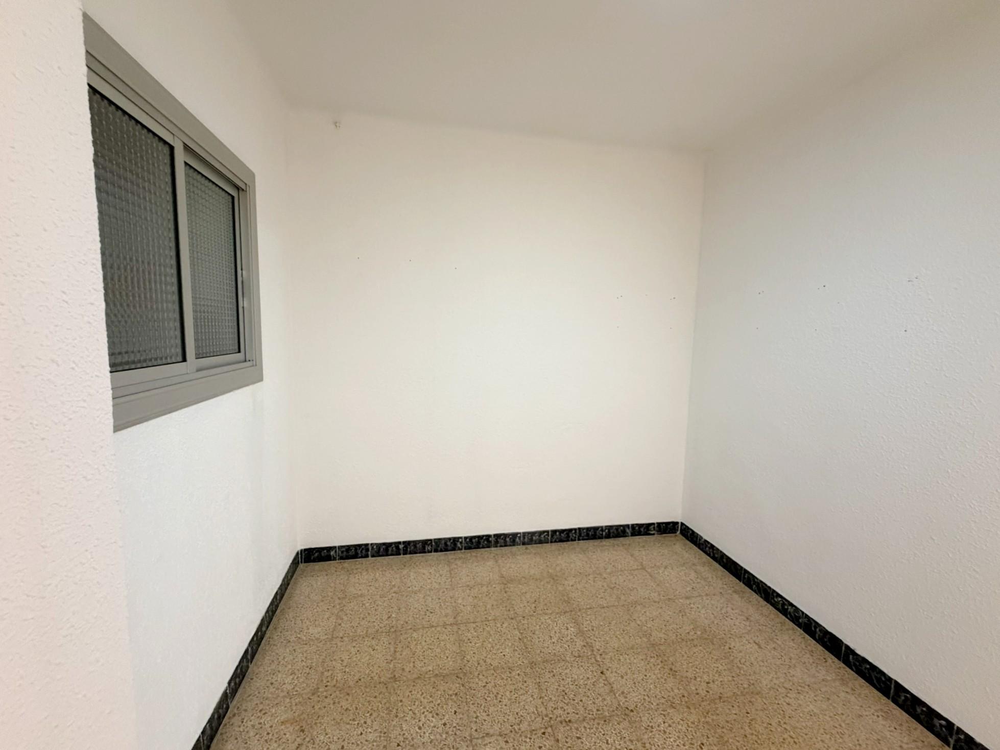 Imagen 20 Piso en venta en Hospitalet De Llobregat L´ / Junto Metro L1 Santa Eulalia