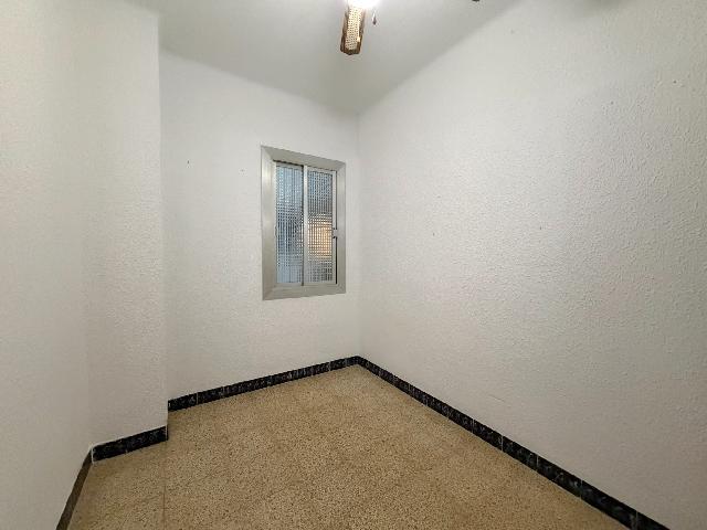 Imagen 21 Inmueble 300745 - Piso en venta en Hospitalet De Llobregat (L´) / Junto Metro L1 Santa Eulalia