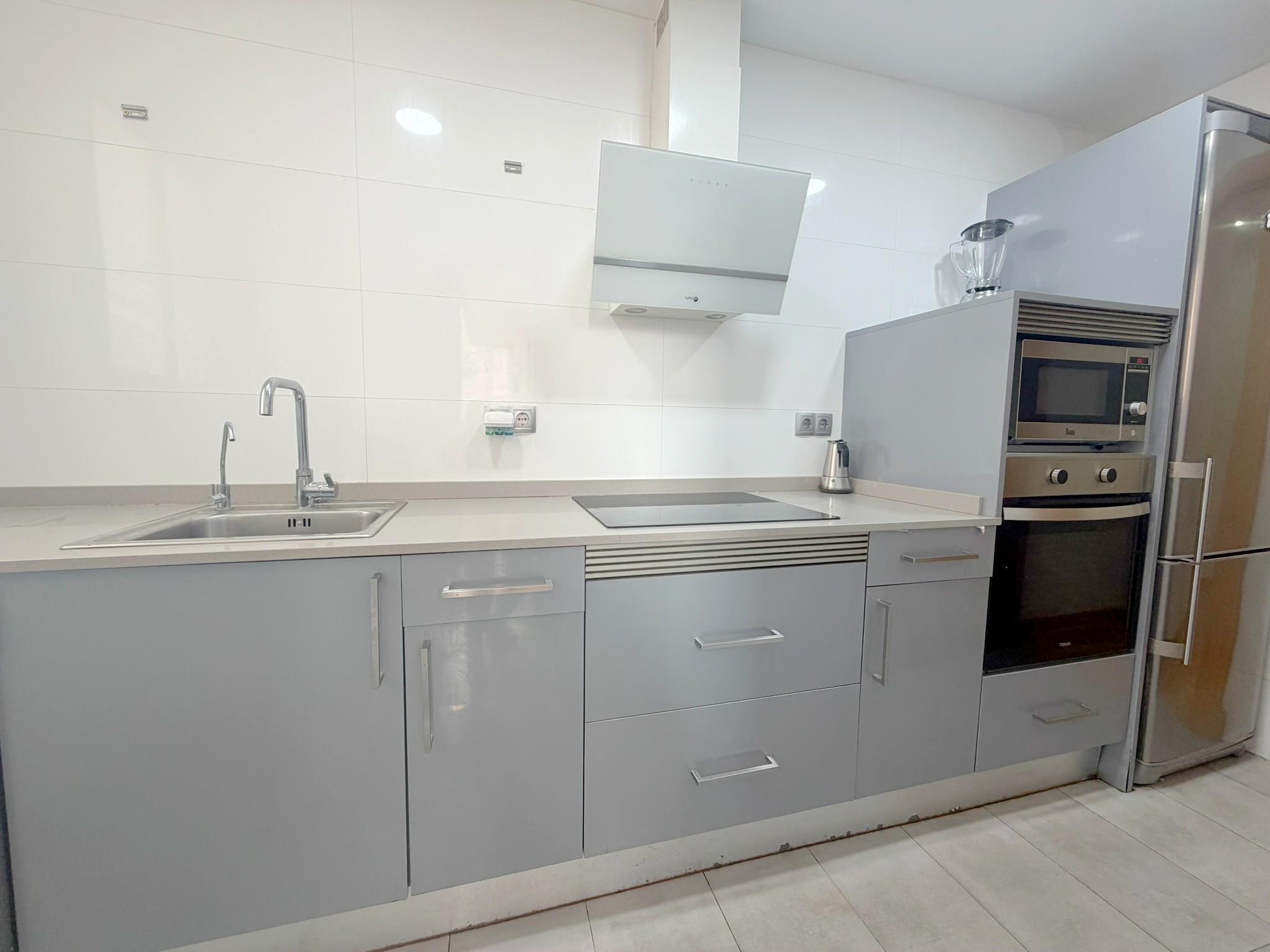 Imagen 9 Piso en venta en Hospitalet De Llobregat L´ / Junto Rambla Just Oliveras