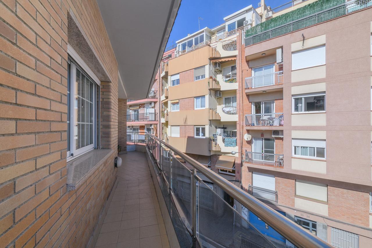 Imagen 9 Piso en venta en Hospitalet De Llobregat L´ / Junto Rambla Just Oliveras
