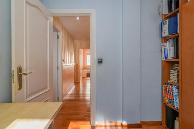 Imagen 27 Inmueble 301005 - Piso en venta en Hospitalet De Llobregat (L´) / Junto Rambla Just Oliveras