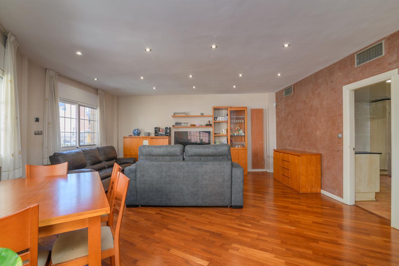 Imagen 11 Piso en venta en Hospitalet De Llobregat L´ / Junto Rambla Just Oliveras