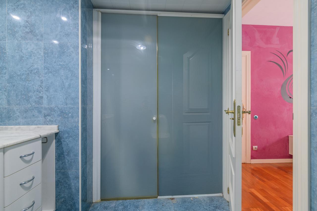 Imagen 17 Piso en venta en Hospitalet De Llobregat L´ / Junto Rambla Just Oliveras