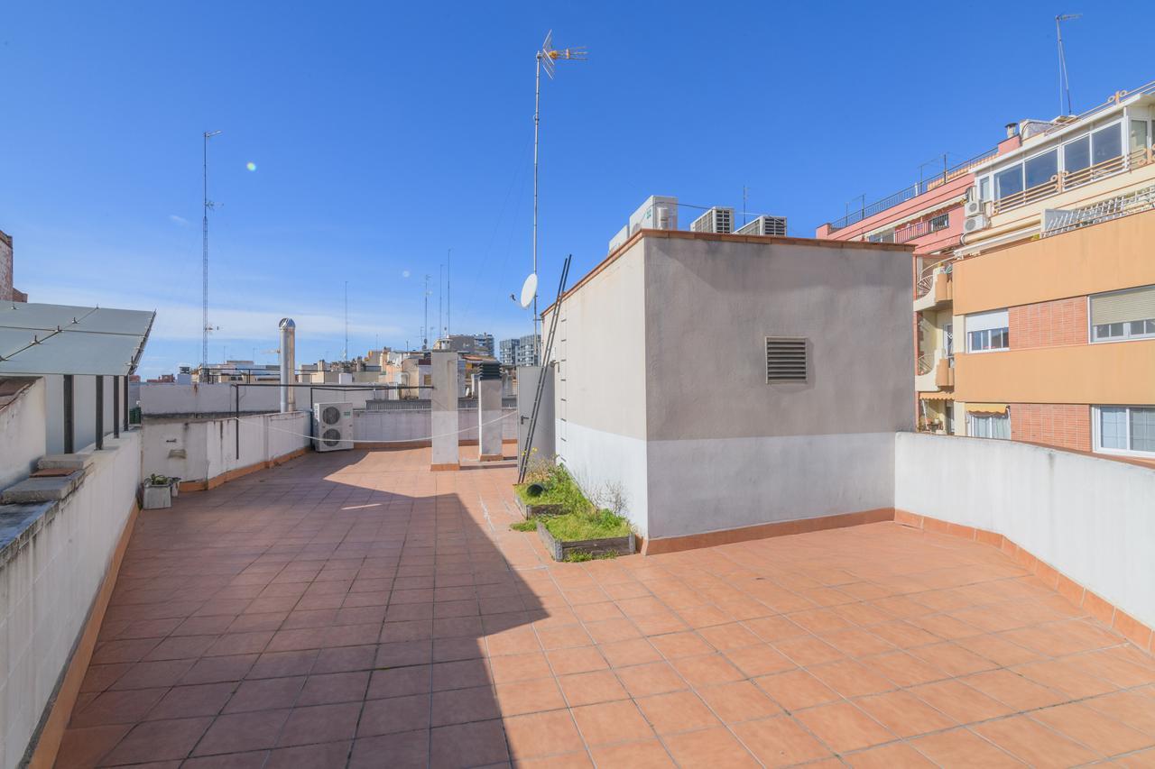 Imagen 1 Piso en venta en Hospitalet De Llobregat L´ / Junto Rambla Just Oliveras