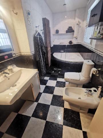 Imagen 14 Inmueble 301262 - Piso en venta en Cornellà De Llobregat / Rambla Anselm Clavé