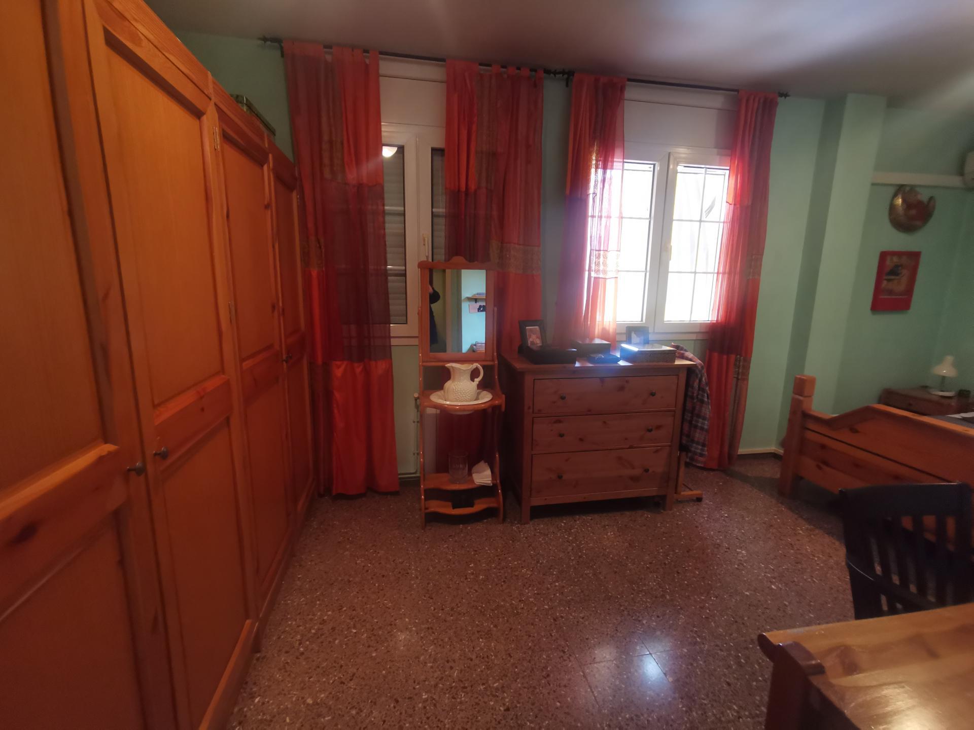 Imagen 30 Piso en venta en Cornellà De Llobregat / Rambla Anselm Clavé