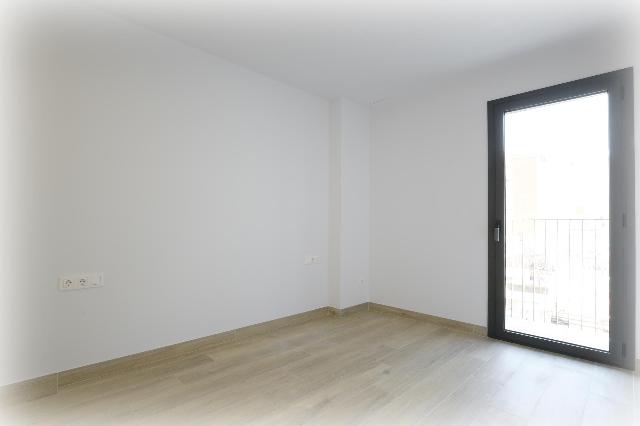 Imagen 5 Inmueble 302145 - Piso en venta en Hospitalet De Llobregat (L´) / Junto C/ Montseny