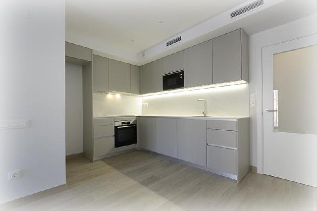 Imagen 8 Inmueble 302182 - Piso en venta en Hospitalet De Llobregat (L´) / Junto C/ Montseny