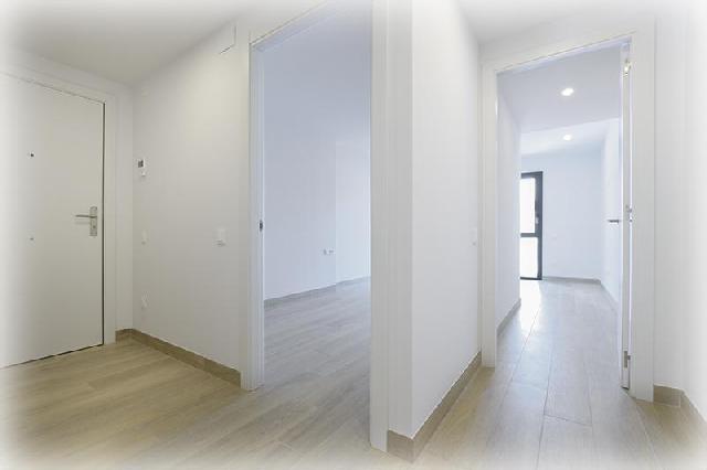 Imagen 12 Inmueble 302182 - Piso en venta en Hospitalet De Llobregat (L´) / Junto C/ Montseny