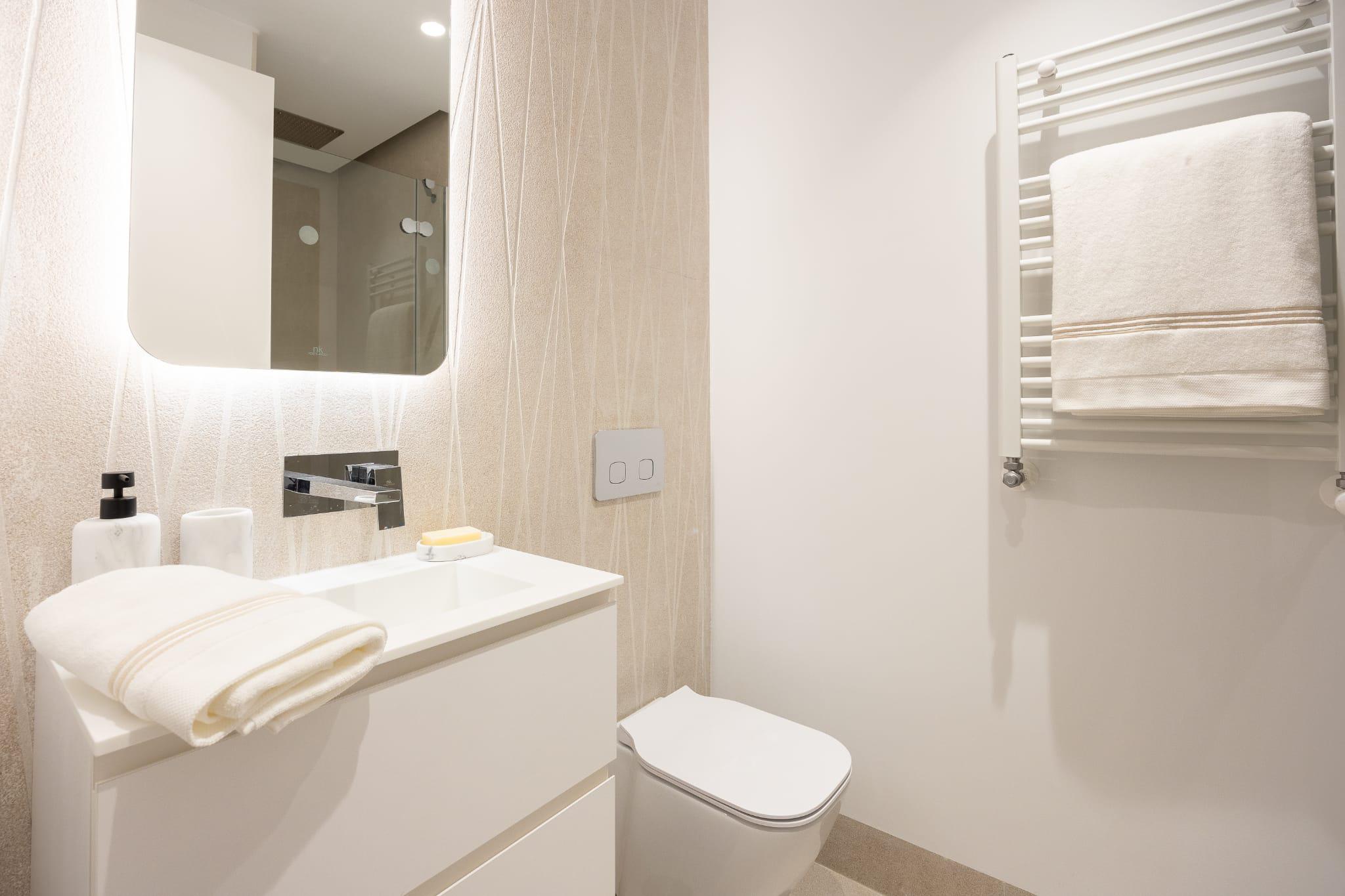 Imagen 12 Piso en venta en Madrid / A pocos minutos del Parque del Retiro.