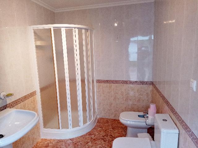 Imagen 1 Inmueble 282444 - Casa en venta en Torredonjimeno / Gran casa con potencial de refotma en torredonjimeno