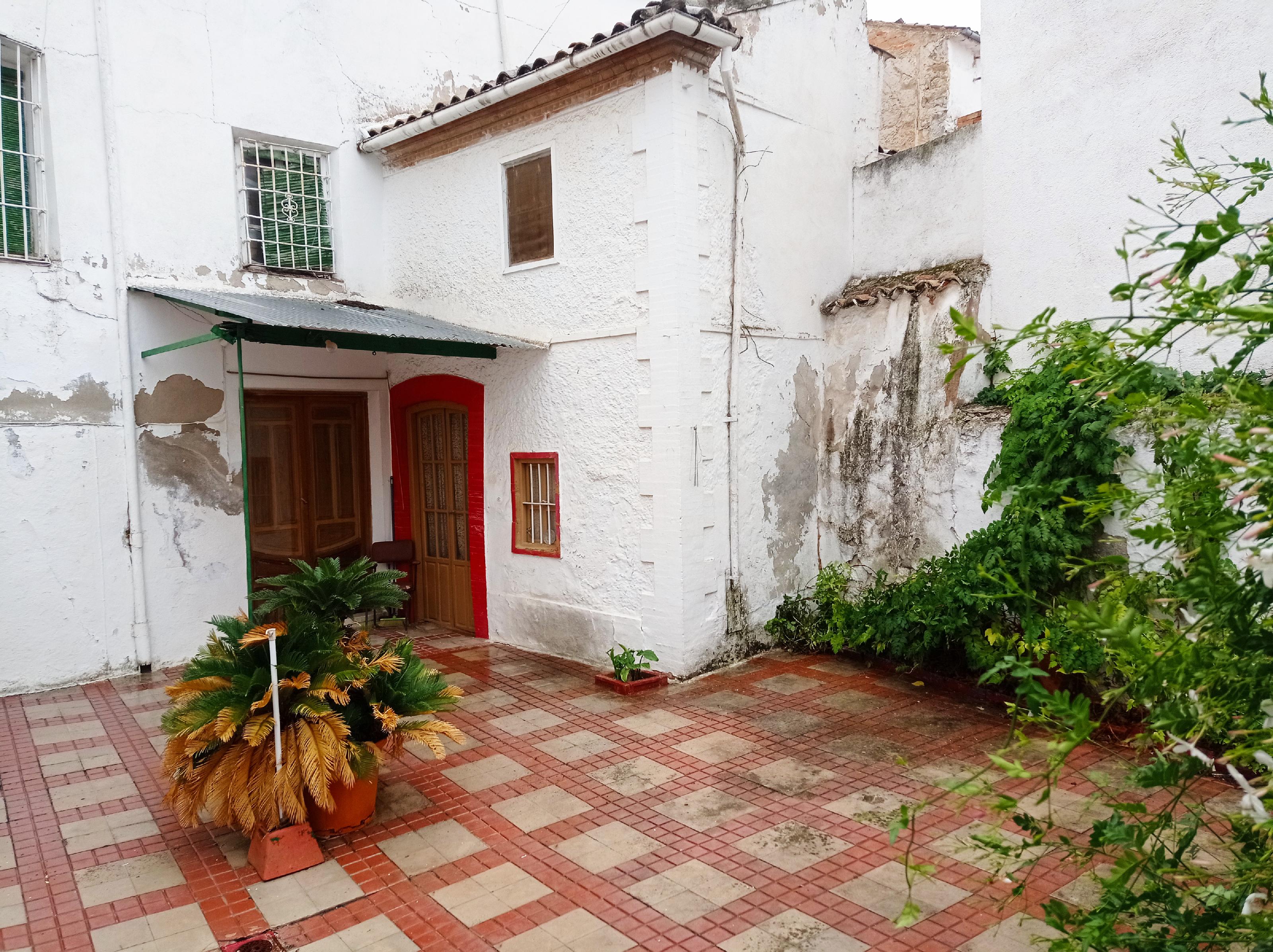 Imagen 6 Casa en venta en Torredonjimeno / Gran casa con potencial de refotma en torredonjimeno