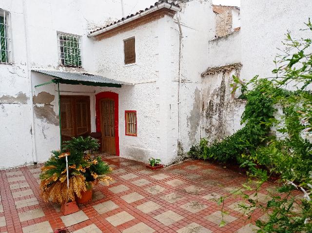 Imagen 6 Inmueble 282444 - Casa en venta en Torredonjimeno / Gran casa con potencial de refotma en torredonjimeno