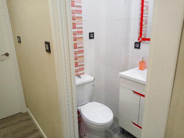 Imagen 10 Inmueble 283028 - Piso en venta en Torredonjimeno / Cerca del ayuntamiento,banco,farmacia,oficina de correo