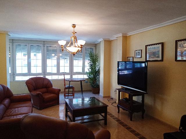 Imagen 4 Inmueble 284197 - Piso en venta en Jaén / Junto al hospital materno infantil