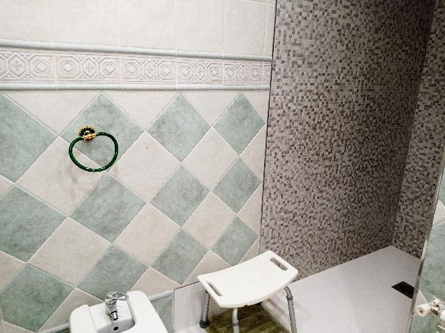 Imagen 10 Inmueble 284197 - Piso en venta en Jaén / Junto al hospital materno infantil