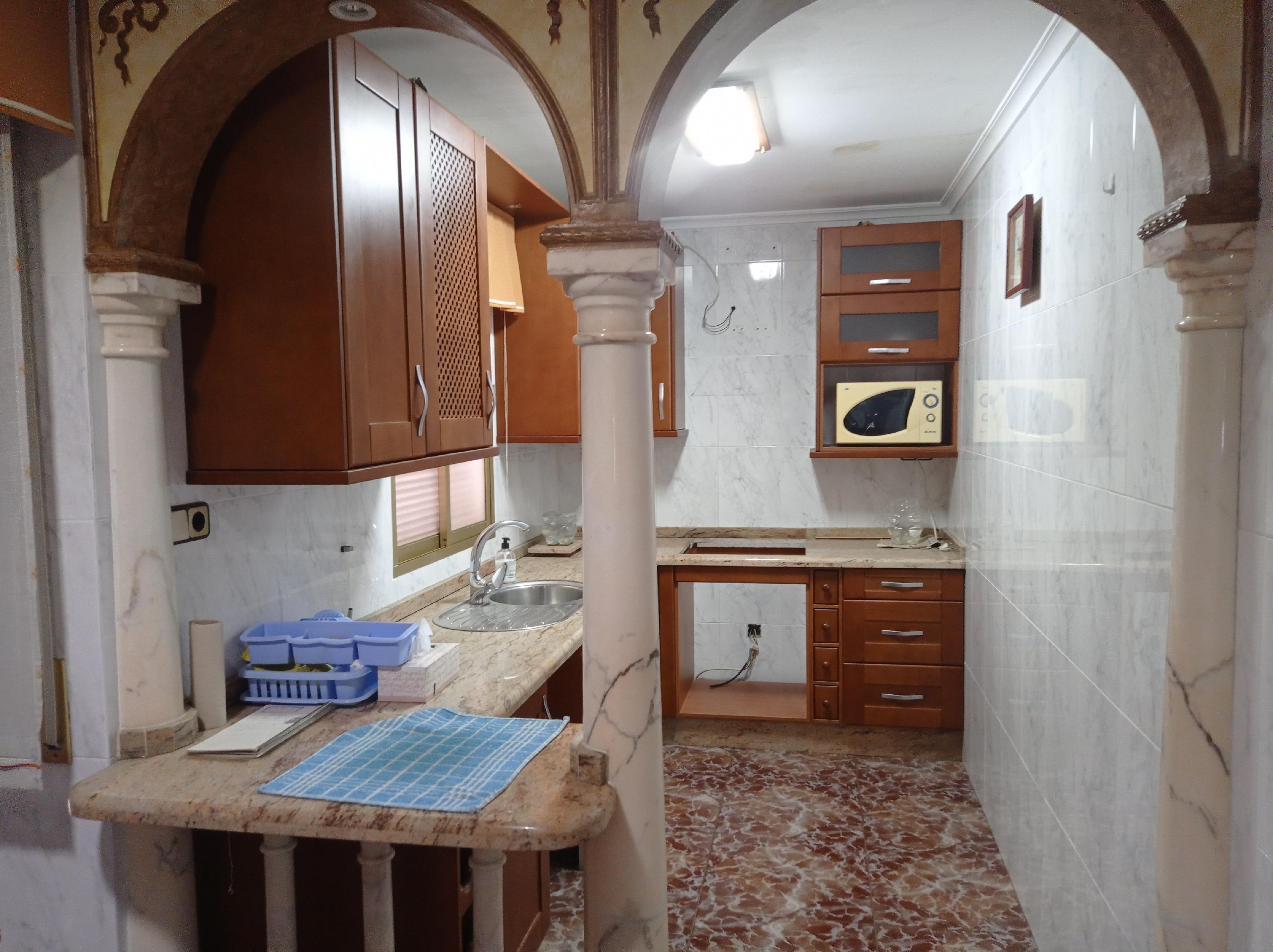 Imagen 4 Piso en venta en Torredonjimeno / Piso cerca de la plaza del ayuntamiento