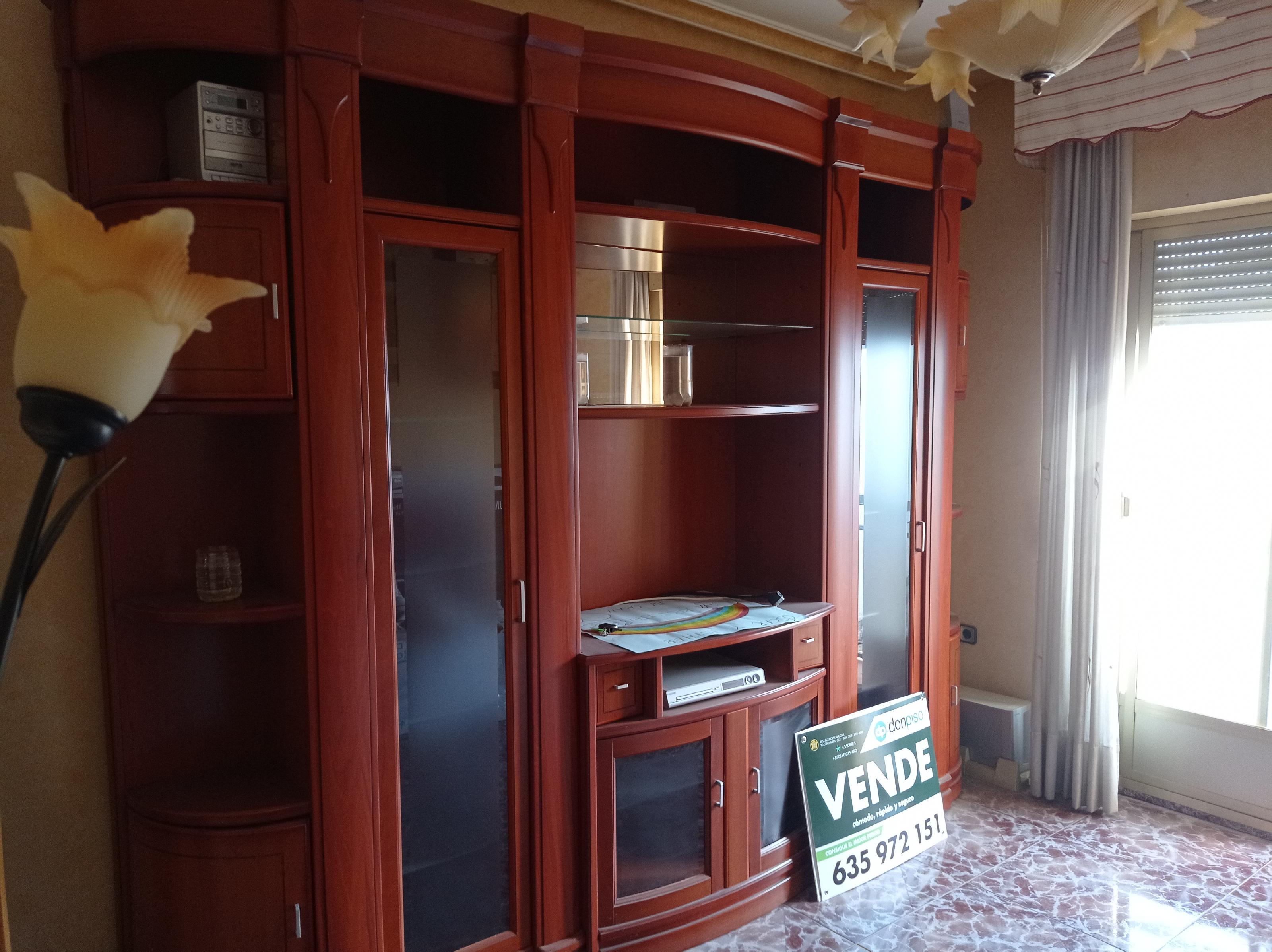 Imagen 1 Piso en venta en Torredonjimeno / Piso cerca de la plaza del ayuntamiento