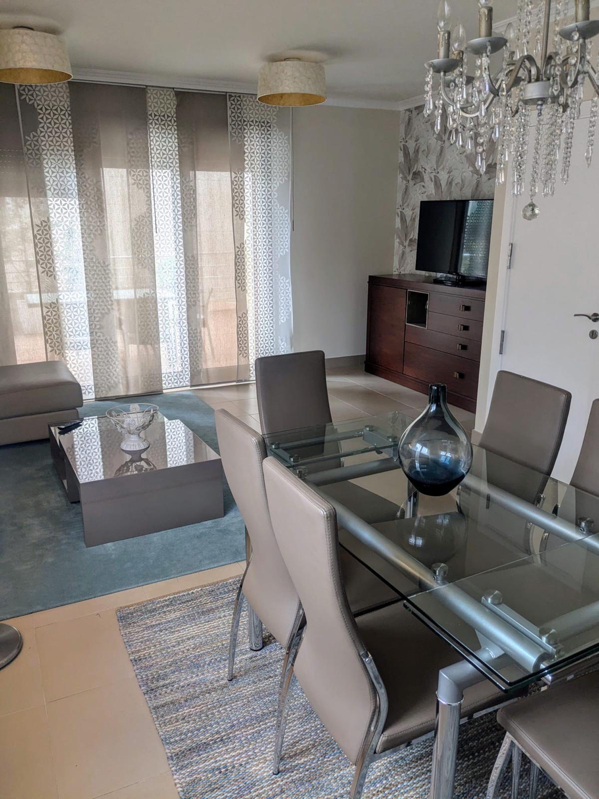 Imagen 3 Casa Adosada en venta en Sanxenxo / A 900 metros de la playa, el paseo  de Silgar