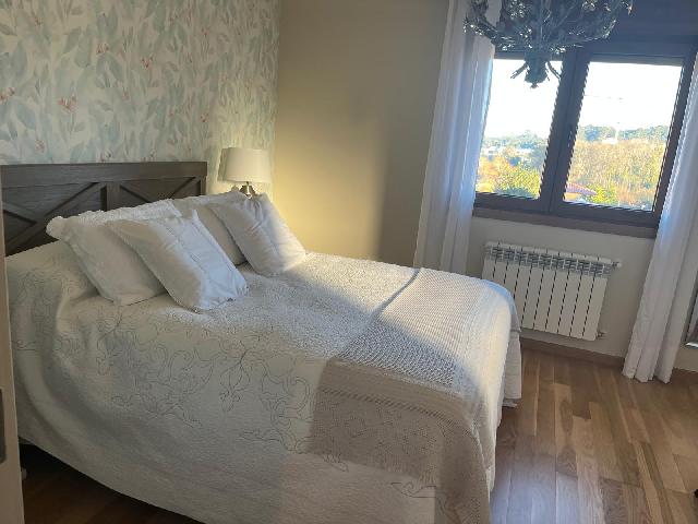 Imagen 5 Inmueble 289663 - Casa Adosada en venta en Sanxenxo / A 900 metros de la playa, el paseo  de Silgar