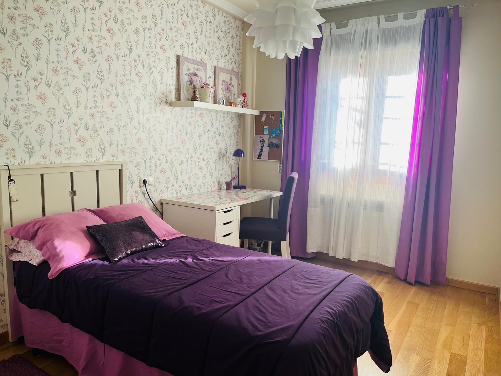 Imagen 12 Casa Adosada en venta en Sanxenxo / A 900 metros de la playa, el paseo  de Silgar