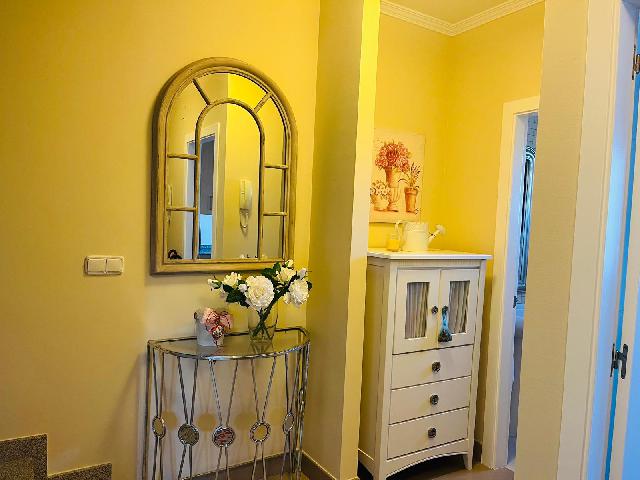 Imagen 4 Inmueble 289663 - Casa Adosada en venta en Sanxenxo / A 900 metros de la playa, el paseo  de Silgar