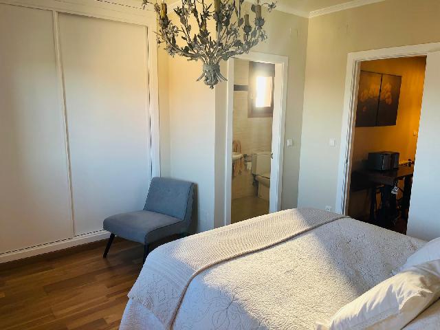 Imagen 6 Inmueble 289663 - Casa Adosada en venta en Sanxenxo / A 900 metros de la playa, el paseo  de Silgar