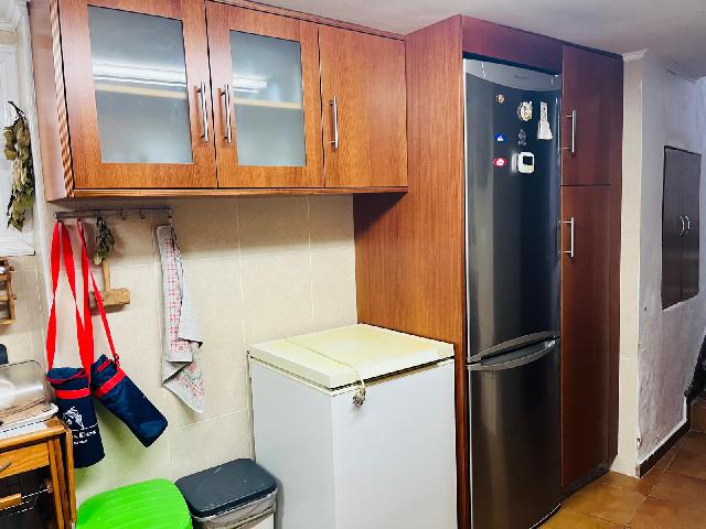 Imagen 5 Inmueble 298030 - Casa Aislada en venta en Pontevedra / Próximo a la Plaza Estribela y todos los servicios.